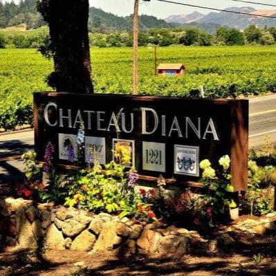 Chateau_Diana_Winery_and_Tasting_Room_Sign